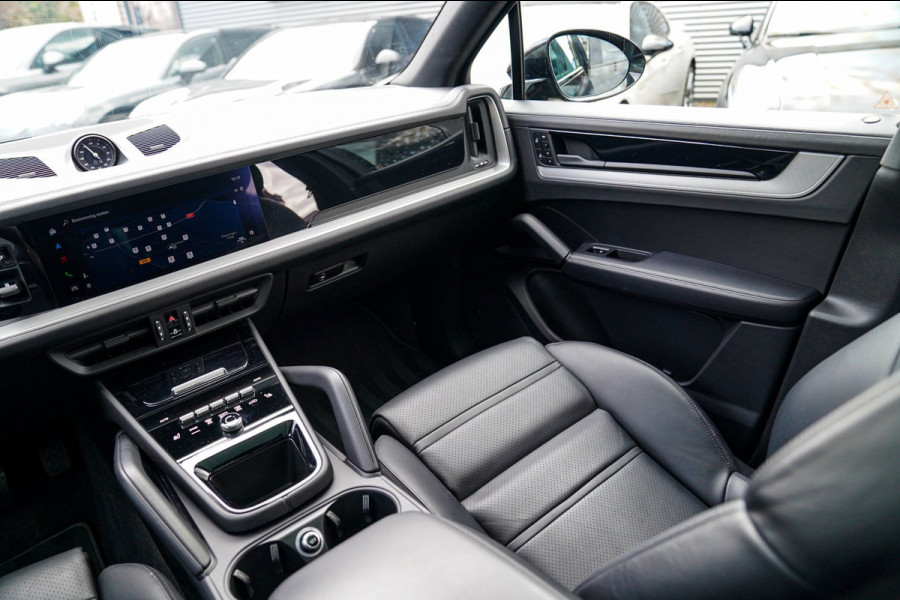 Porsche Cayenne 3.0 E-Hybrid | NIEUW MODEL | BTW | BOSE | Trekhaak | Panorama | Sport uitlaat | Camera | Matrix | Luchtvering |