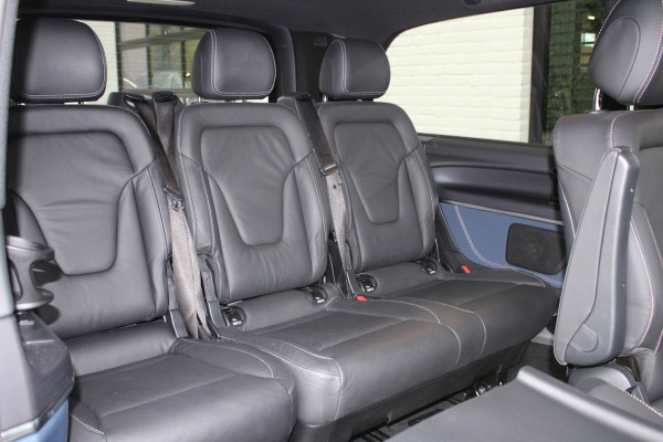 Mercedes-Benz Eqv 300 L2 / AMG / Luchtvering / 7-Persoons / Black Edition / 360 Camera / Vol Opties / NIEUWSTAAT