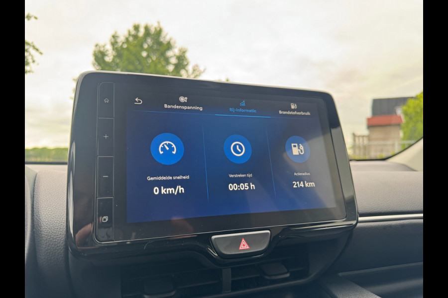 Toyota Yaris 1.5 VVT-i First Edition LED / CARPLAY / STOELVERW. / CAMERA / LANE ASSIST / CRUISE CONTROL / DEALER OND.