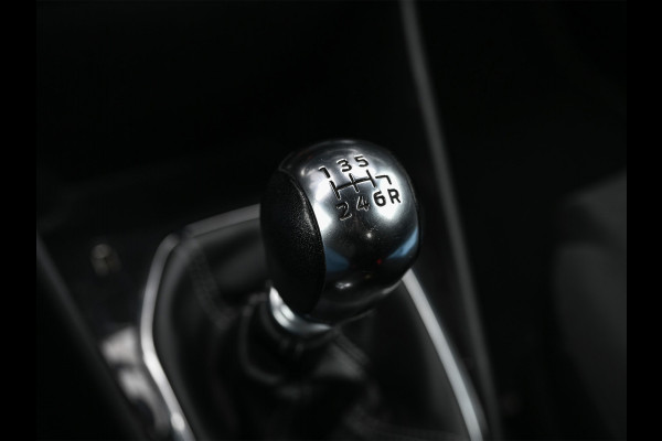 Ford Fiesta 1.0 EcoBoost ST-Line 126pk | Led | Cruise control | NL-Auto | Lees advertentie