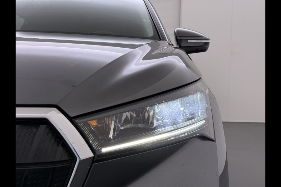 Škoda ENYAQ iV 80 SOH 96% Adap.Cruise Navi 3-Zone Ecc 360°Camera Stoel+Stuurverwarming Apple Carplay Android Auto Pdc Elek.Stoel+Memory Lmv Privacy Glas Isofix DAB P Assist Led 1e Eigenaar Dealeronderhouden Origineel Nederlandse Auto