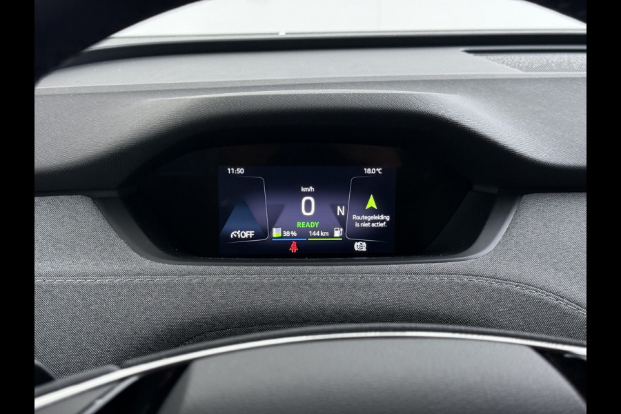 Škoda ENYAQ iV 80 SOH 96% Adap.Cruise Navi 3-Zone Ecc 360°Camera Stoel+Stuurverwarming Apple Carplay Android Auto Pdc Elek.Stoel+Memory Lmv Privacy Glas Isofix DAB P Assist Led 1e Eigenaar Dealeronderhouden Origineel Nederlandse Auto