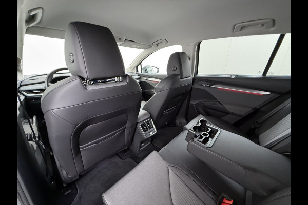 Škoda ENYAQ iV 80 SOH 96% Adap.Cruise Navi 3-Zone Ecc 360°Camera Stoel+Stuurverwarming Apple Carplay Android Auto Pdc Elek.Stoel+Memory Lmv Privacy Glas Isofix DAB P Assist Led 1e Eigenaar Dealeronderhouden Origineel Nederlandse Auto
