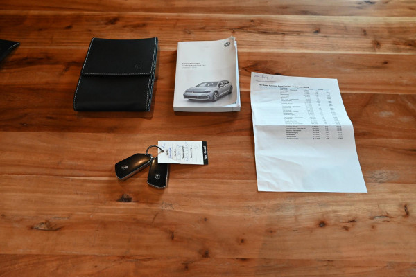 Volkswagen Golf 1.4 eHybrid 204 PK 1e Eig R-Line Pano Massage Adaptive 19''