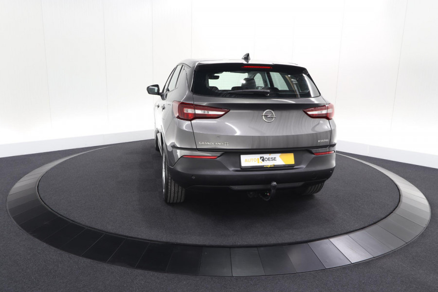 Opel Grandland X 1.6 Turbo Hybrid Business Edition | Trekhaak | Navigatie | Parkeersensoren | Apple Carplay | Climate Control