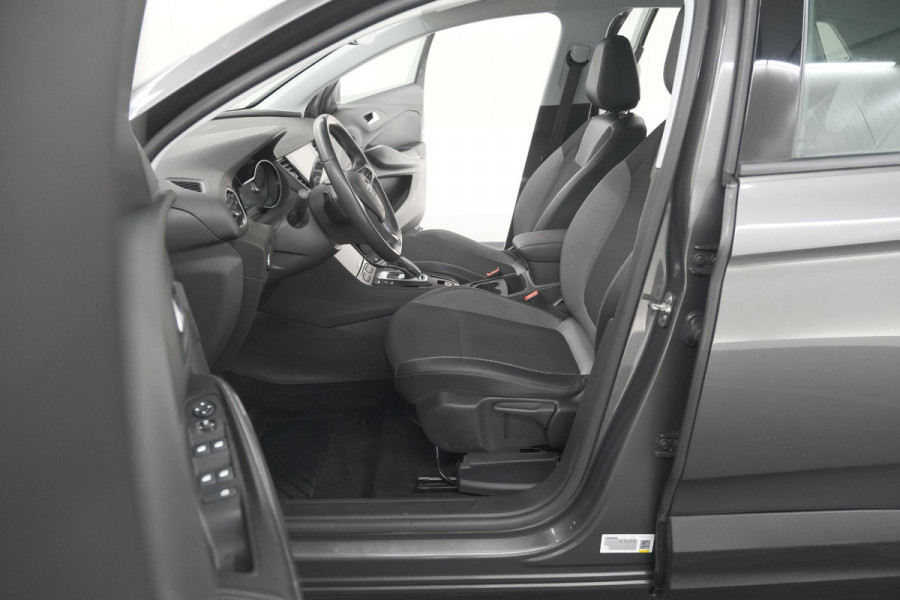 Opel Grandland X 1.6 Turbo Hybrid Business Edition | Trekhaak | Navigatie | Parkeersensoren | Apple Carplay | Climate Control