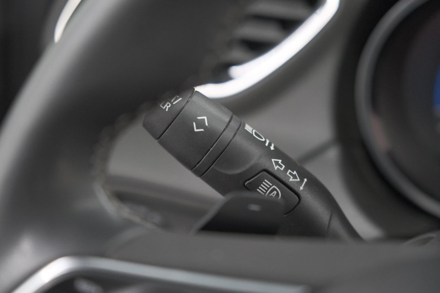 Opel Grandland X 1.6 Turbo Hybrid Business Edition | Trekhaak | Navigatie | Parkeersensoren | Apple Carplay | Climate Control