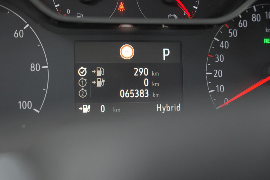 Opel Grandland X 1.6 Turbo Hybrid Business Edition | Trekhaak | Navigatie | Parkeersensoren | Apple Carplay | Climate Control