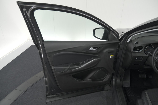 Opel Grandland X 1.6 Turbo Hybrid Business Edition | Trekhaak | Navigatie | Parkeersensoren | Apple Carplay | Climate Control