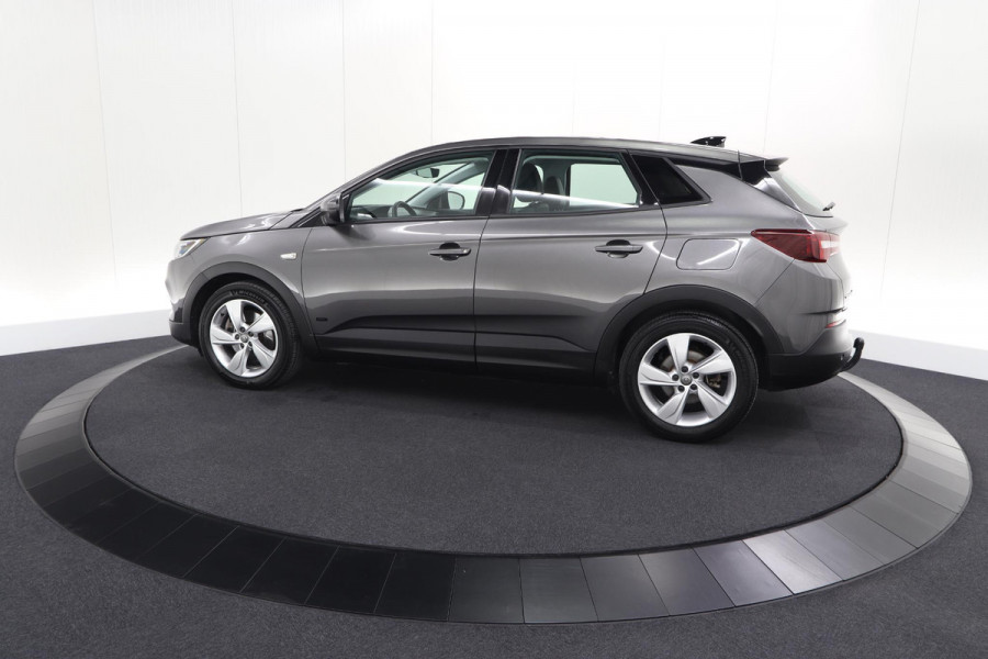 Opel Grandland X 1.6 Turbo Hybrid Business Edition | Trekhaak | Navigatie | Parkeersensoren | Apple Carplay | Climate Control