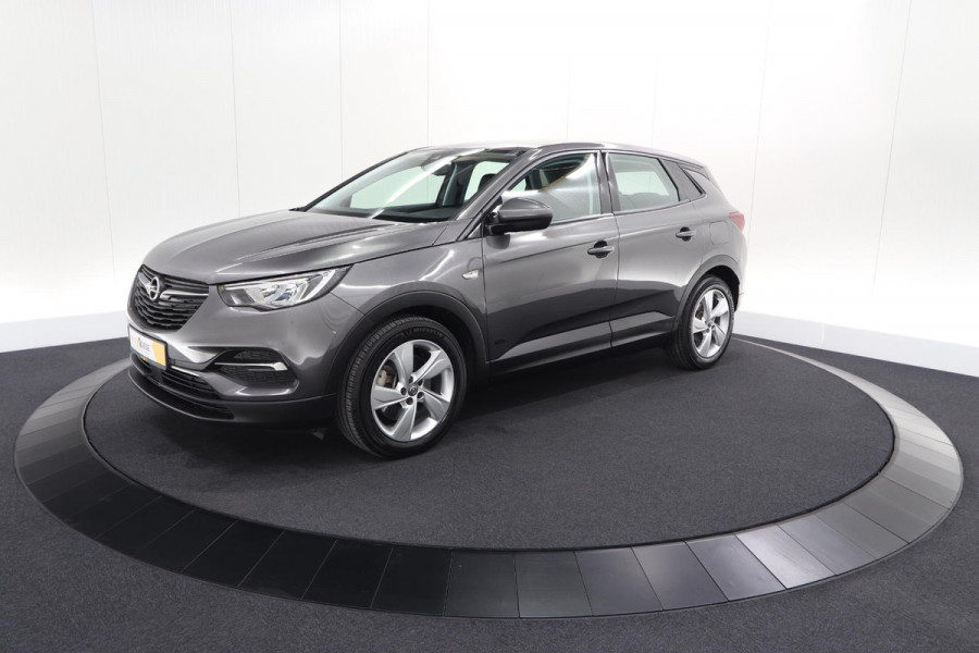 Opel Grandland X 1.6 Turbo Hybrid Business Edition | Trekhaak | Navigatie | Parkeersensoren | Apple Carplay | Climate Control