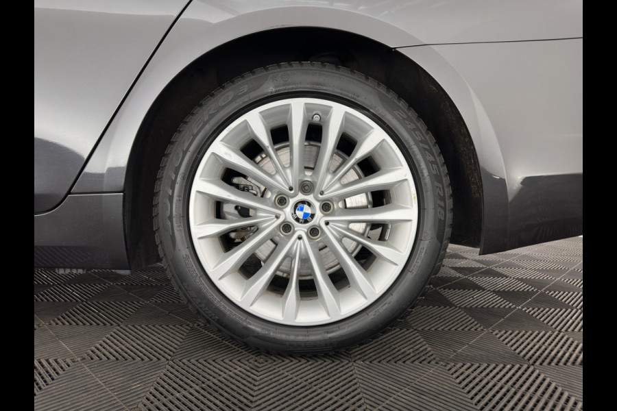 BMW 5 Serie 530e iPerformance eDrive Edition (INCL.BTW) Aut. *HEAD-UP | LUXURY-LEATHER | FULL-LED | SOFT-CLOSE | TOP-VIEW | MEMORY-PACK | DIGI-COCKPIT | NAVI-FULLMAP | HEATED-COMFORTSEATS | PRIVACY-GLASS | ECC | PDC | 18''ALU*