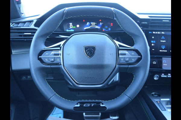 Peugeot e-408 GT Exclusive 58 kWh | PANORAMADAK | ELEKTRISCHE ACHTERKLEP | AGR STOEL | 19" L.M.V. | NIEUWE TYPE!