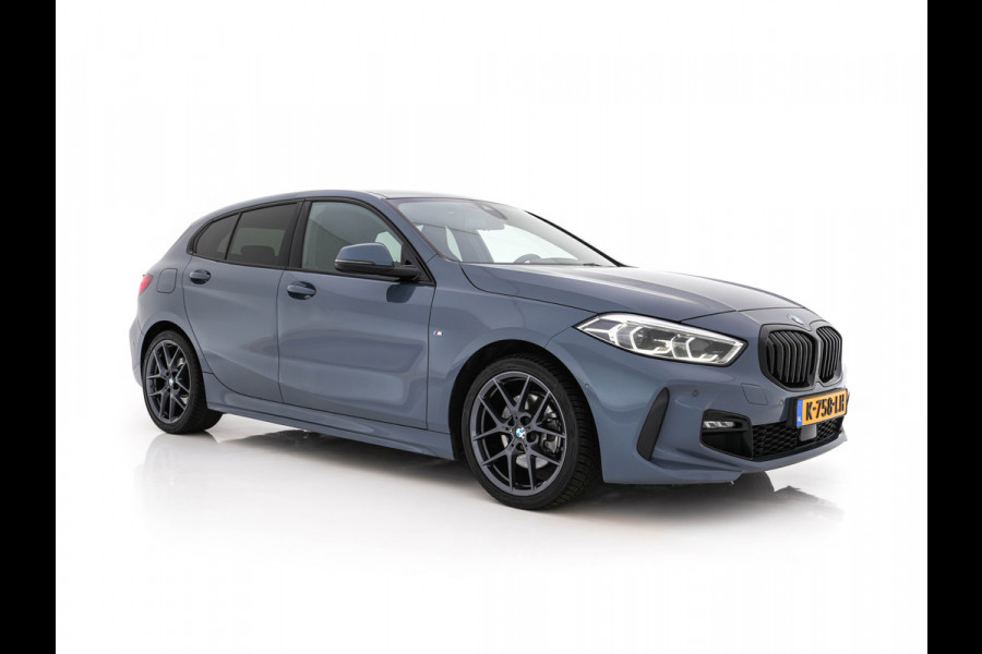BMW 1-serie 118i Executive Edition M-Sportpack (INCL.BTW) *SPORT-SEATS | FULL-LED | DIGI-COCKPIT | HIFI-SOUND | CAMERA | NAVI-FULLMAP | AMBIENT-LIGHT | PRIVACY-GLASS | ECC | PDC | CRUISE | 18''ALU*