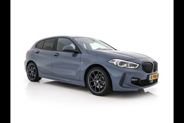 BMW 1-serie 118i Executive Edition M-Sportpack (INCL.BTW) *SPORT-SEATS | FULL-LED | DIGI-COCKPIT | HIFI-SOUND | CAMERA | NAVI-FULLMAP | AMBIENT-LIGHT | PRIVACY-GLASS | ECC | PDC | CRUISE | 18''ALU*