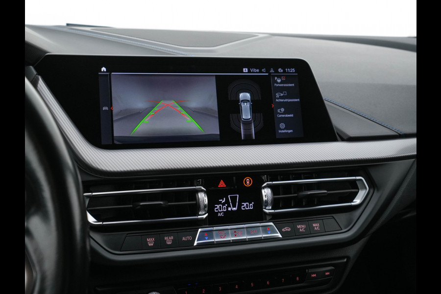 BMW 1-serie 118i Executive Edition M-Sportpack (INCL.BTW) *SPORT-SEATS | FULL-LED | DIGI-COCKPIT | HIFI-SOUND | CAMERA | NAVI-FULLMAP | AMBIENT-LIGHT | PRIVACY-GLASS | ECC | PDC | CRUISE | 18''ALU*