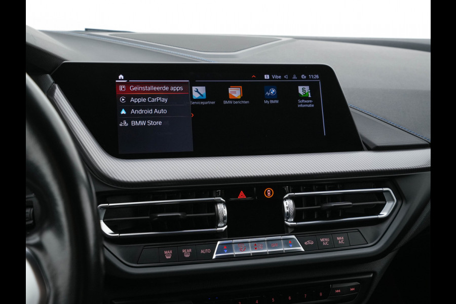 BMW 1-serie 118i Executive Edition M-Sportpack (INCL.BTW) *SPORT-SEATS | FULL-LED | DIGI-COCKPIT | HIFI-SOUND | CAMERA | NAVI-FULLMAP | AMBIENT-LIGHT | PRIVACY-GLASS | ECC | PDC | CRUISE | 18''ALU*