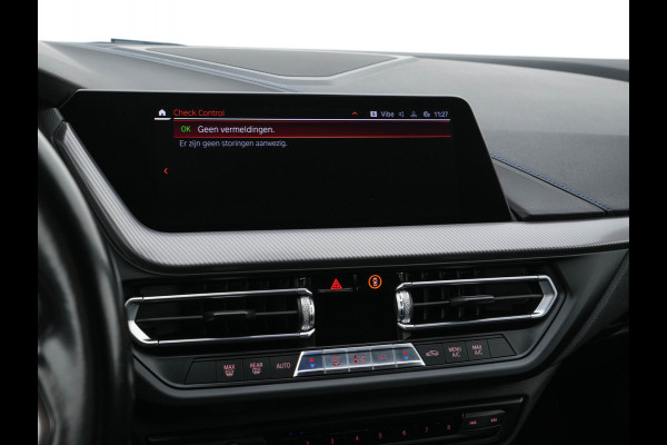 BMW 1-serie 118i Executive Edition M-Sportpack (INCL.BTW) *SPORT-SEATS | FULL-LED | DIGI-COCKPIT | HIFI-SOUND | CAMERA | NAVI-FULLMAP | AMBIENT-LIGHT | PRIVACY-GLASS | ECC | PDC | CRUISE | 18''ALU*
