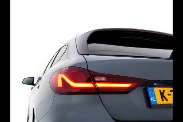 BMW 1-serie 118i Executive Edition M-Sportpack (INCL.BTW) *SPORT-SEATS | FULL-LED | DIGI-COCKPIT | HIFI-SOUND | CAMERA | NAVI-FULLMAP | AMBIENT-LIGHT | PRIVACY-GLASS | ECC | PDC | CRUISE | 18''ALU*