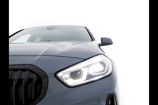 BMW 1-serie 118i Executive Edition M-Sportpack (INCL.BTW) *SPORT-SEATS | FULL-LED | DIGI-COCKPIT | HIFI-SOUND | CAMERA | NAVI-FULLMAP | AMBIENT-LIGHT | PRIVACY-GLASS | ECC | PDC | CRUISE | 18''ALU*