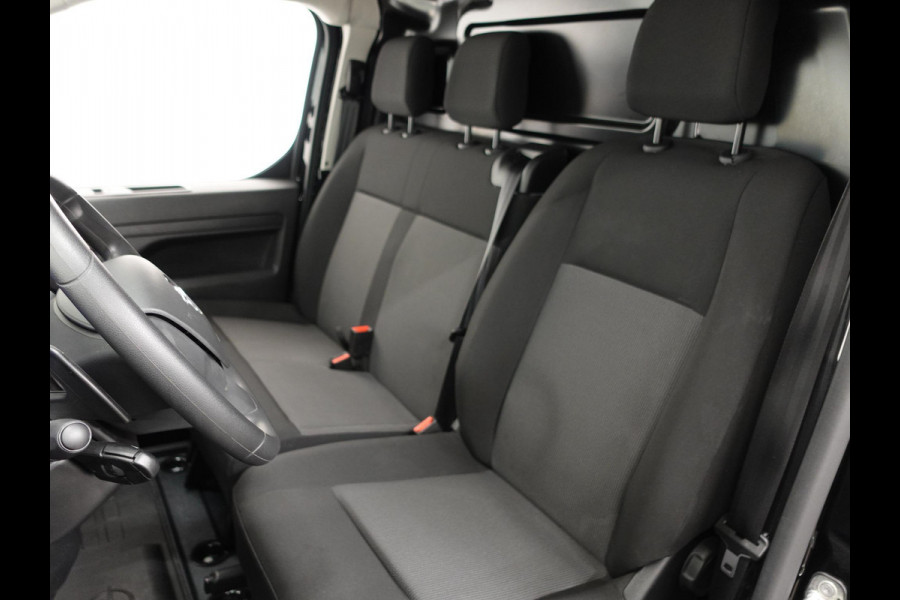 Opel Vivaro 2.0 145PK L2 Automaat Carplay Navigatie Trekhaak Cruise Control Airco