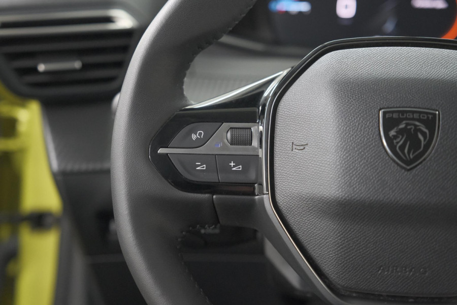 Peugeot 208 PureTech 100 Allure | Apple Carplay | Parkeersensoren | Climate Control