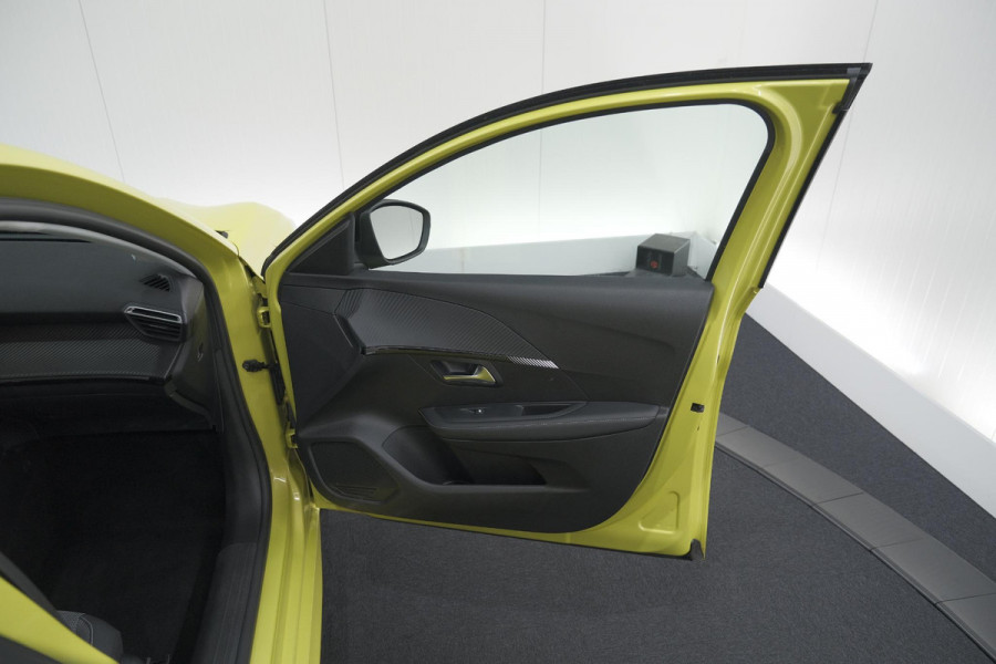 Peugeot 208 PureTech 100 Allure | Apple Carplay | Parkeersensoren | Climate Control