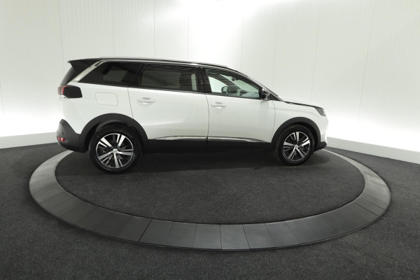 Peugeot 5008 PureTech 130 EAT8 Allure Pack Business | Trekhaak | Elektronische Kofferklep | Camera | Dodehoekdetectie | Apple Carplay