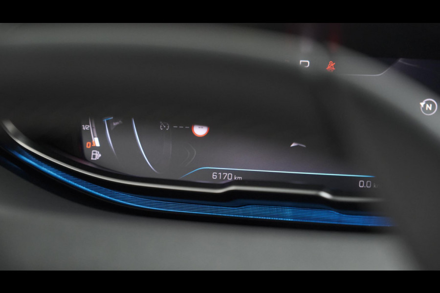 Peugeot 5008 PureTech 130 EAT8 Allure Pack Business | Trekhaak | Elektronische Kofferklep | Camera | Dodehoekdetectie | Apple Carplay