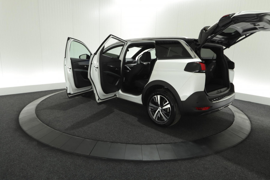 Peugeot 5008 PureTech 130 EAT8 Allure Pack Business | Trekhaak | Elektronische Kofferklep | Camera | Dodehoekdetectie | Apple Carplay
