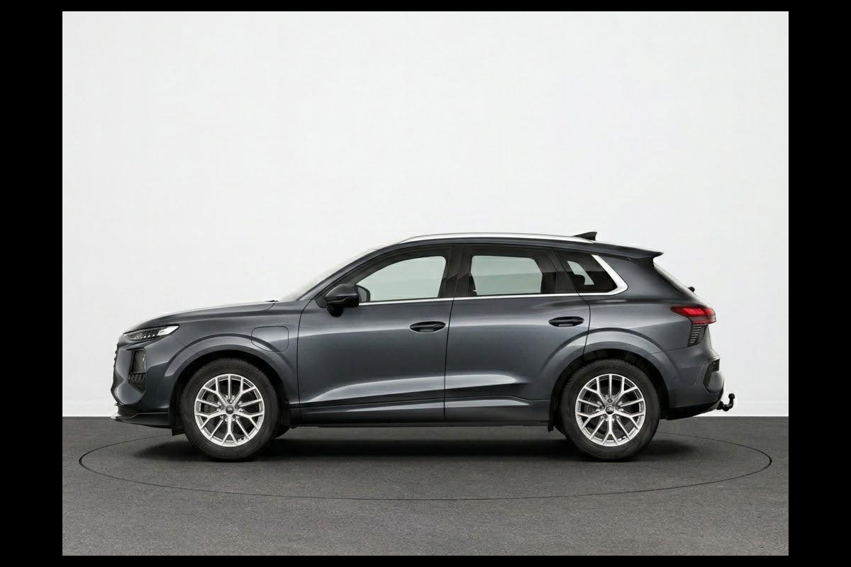 Audi Q3 Advanced edition e-hybrid 272 | Techniekpakket plus | Ambiente lichtpakket | Privacy glas | Functioneel pakket |
