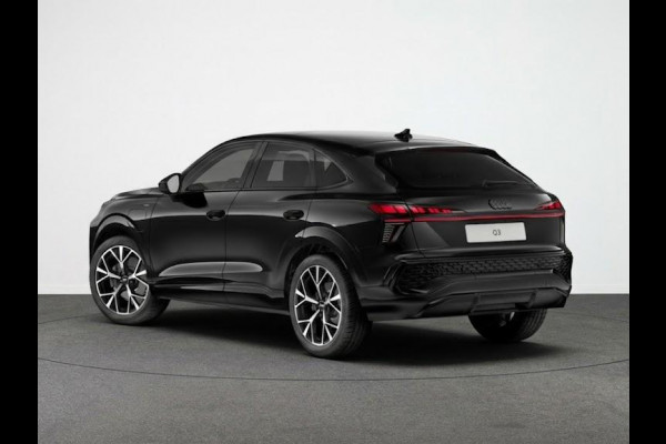 Audi Q3 Sportback S edition e-hybrid 272 pk | Techniekpakket plus | Panorama-glasdak | Optiekpakket zwart-glanzend | Funktioneel pakket 2 |