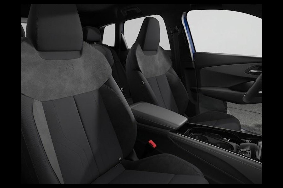 Audi Q3 S edition e-hybrid 272 pk | Optiekpakket zwart-glanzend | Funktioneel pakket 2 | Privacy glas |