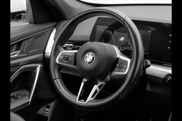 BMW X1 xDrive25e M-Sport - Trekhaak - Driving Ass Plus - Adaptive LED - Comfort Access