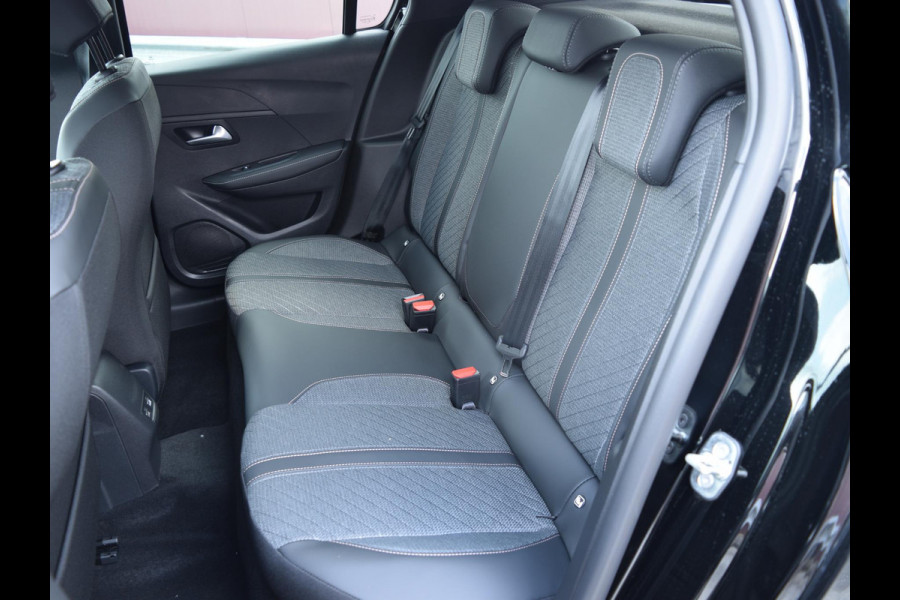 Peugeot e-208 EV Allure Avantage 51 kWh | Vision & Navigation Pack | Warmtepomp  | Parkeersensoren met camera | Climate control | Cruise control |