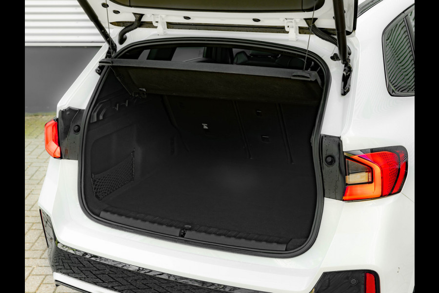 BMW X1 xDrive25e M-Sport - Trekhaak - Driving Ass Plus - Adaptive LED - Comfort Access