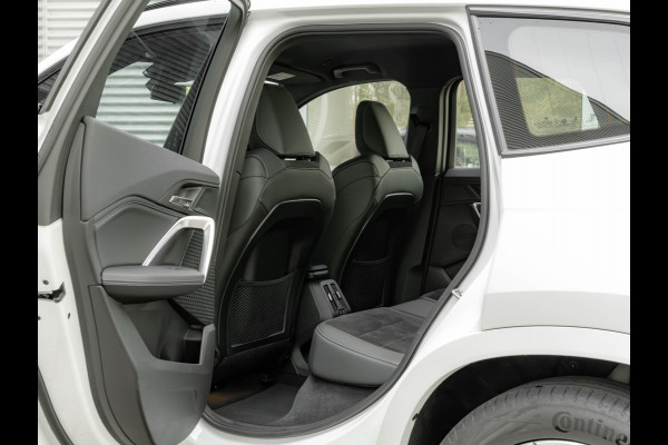 BMW X1 xDrive25e M-Sport - Trekhaak - Driving Ass Plus - Adaptive LED - Comfort Access