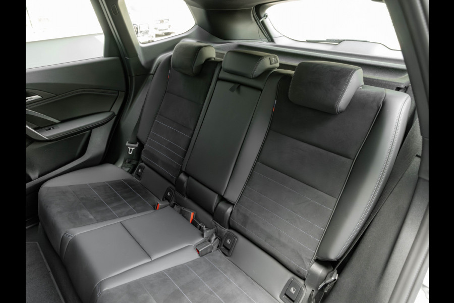 BMW X1 xDrive25e M-Sport - Trekhaak - Driving Ass Plus - Adaptive LED - Comfort Access