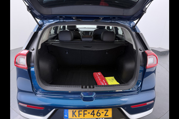 Kia Niro 1.6 GDi Hybrid Style Edition - Adaptief Cruise Control - Climate Control - Navigatie - Apple/Android Carplay - Virena Zekerheidspakket €895