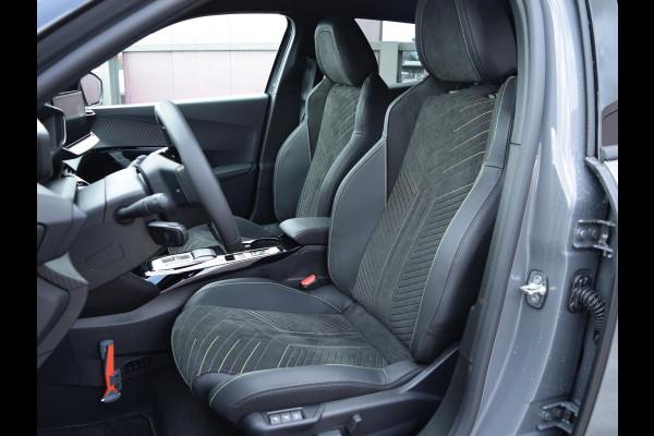 Peugeot e-2008 EV GT Avantage 54 kWh | Alcantara Executive Interior met stoelmassage | Warmtepomp | Vision, Navigation & Drive Assist plus Pack |