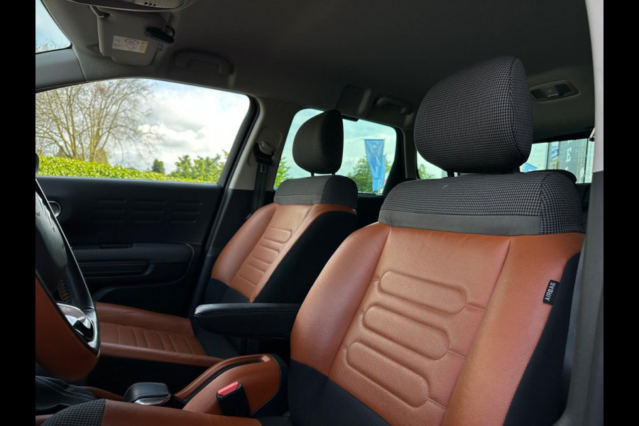 Citroën C3 Aircross 1.2 S&S Shine Automaat, Camera, CarPlay, Cruise, Trekhaak, Head-Up, PDC