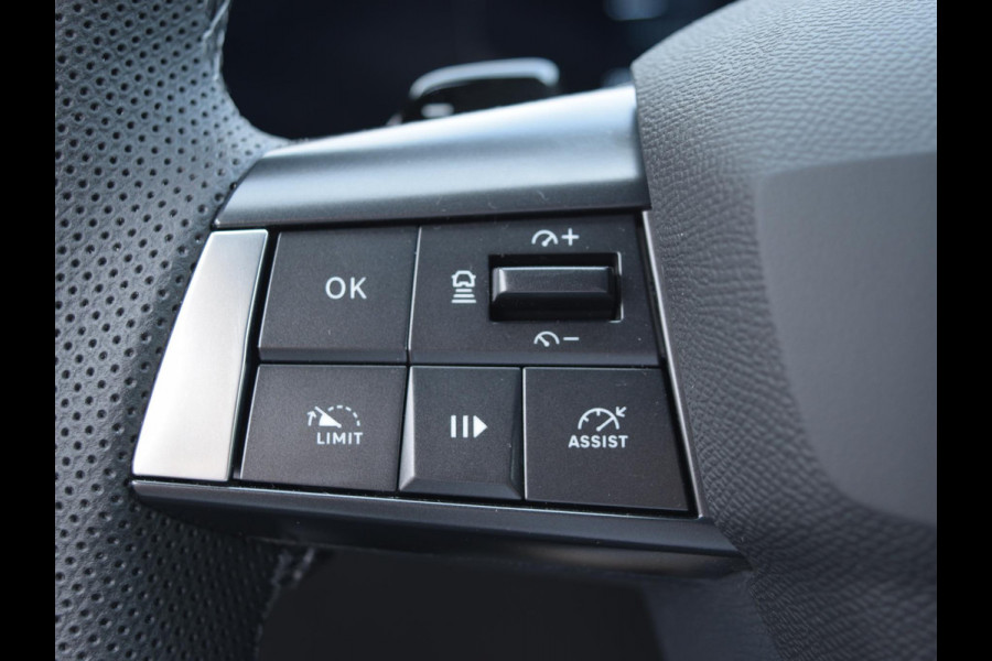 Opel Astra Electric 58 kWh Ultimate | Schuif / kanteldak | Alcantara bekleding | LED Intellilux verlichting | Parkeersensoren met camera |