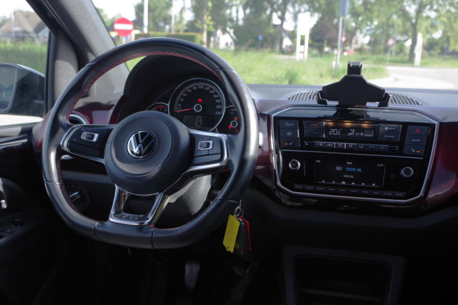 Volkswagen up! 1.0 TSI 116 PK GTI, Stoelverwarming, Camera, Cruise Control