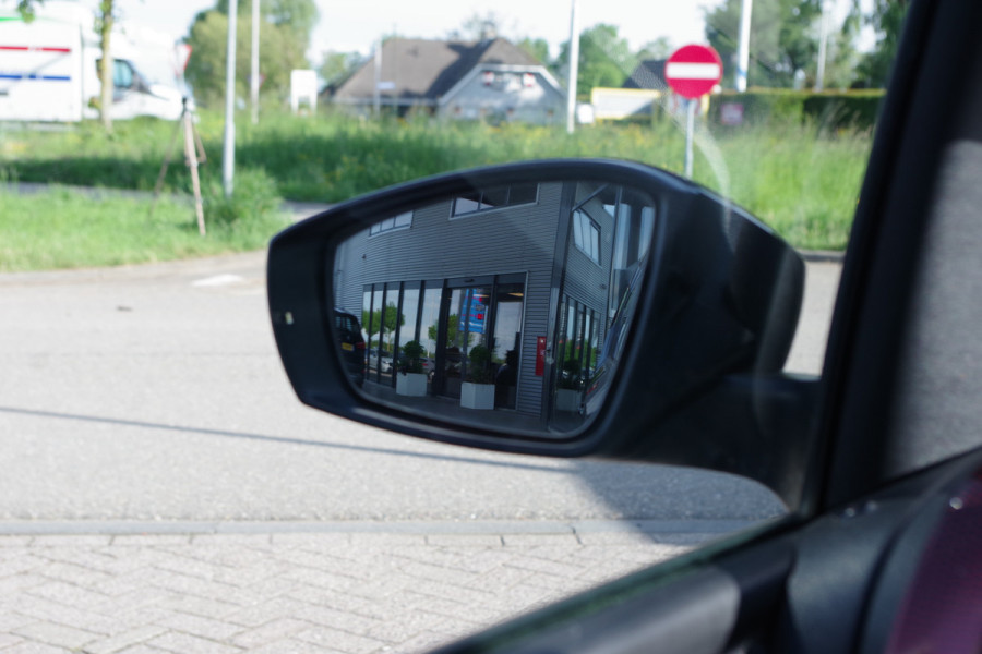 Volkswagen up! 1.0 TSI 116 PK GTI, Stoelverwarming, Camera, Cruise Control