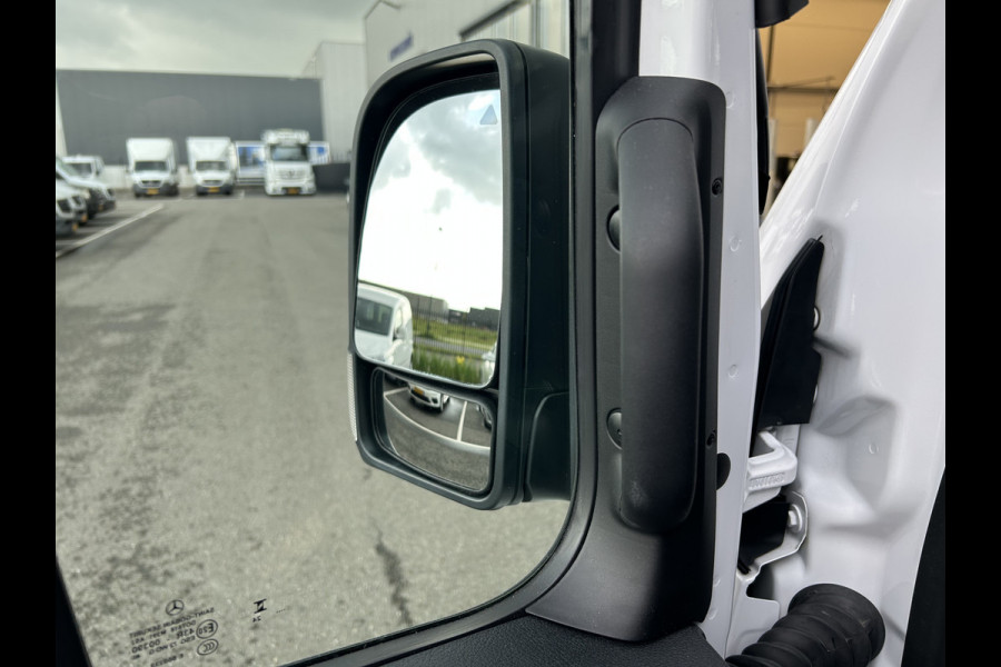 Mercedes-Benz Sprinter 315 CDI L2 H2 RWD Pro MBUX / Trekhaak / Camera / Cruise control / Airco / 270 Graden achterdeuren