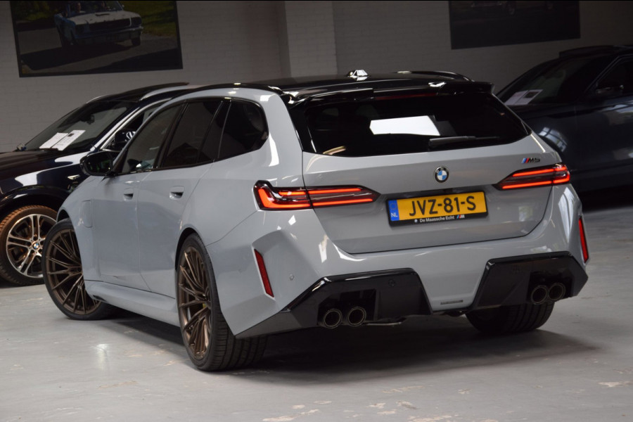BMW 5 Serie Touring M5 Navi|Leder|22 Inch|GARANTIE|Nieuwstaat!|Org.NL|1e Eig.
