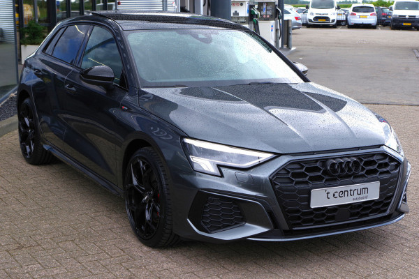 Audi A3 Sportback 45 TFSI e S-Line Edition Competition 245 PK PHEV, Panoramadak, Adap. Cruise Control, Carplay