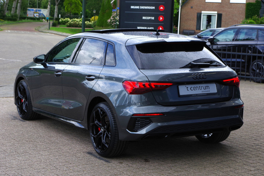 Audi A3 Sportback 45 TFSI e S-Line Edition Competition 245 PK PHEV, Panoramadak, Adap. Cruise Control, Carplay
