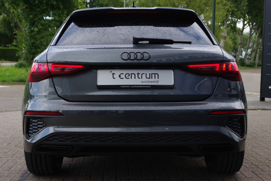 Audi A3 Sportback 45 TFSI e S-Line Edition Competition 245 PK PHEV, Panoramadak, Adap. Cruise Control, Carplay