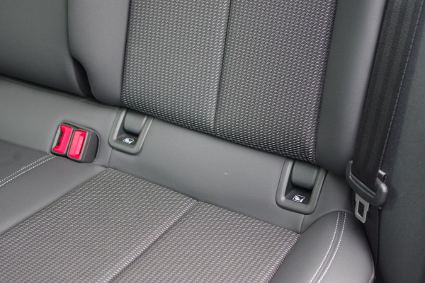 Audi A3 Sportback 45 TFSI e S-Line Edition Competition 245 PK PHEV, Panoramadak, Adap. Cruise Control, Carplay
